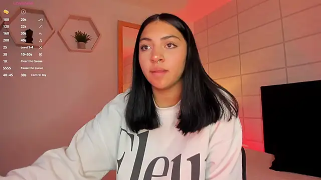 Christine Laam online show from 11-25-25, 12:16