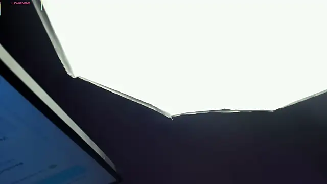 Snapshot of Christine_Laam chatting on 05-14-26, 12:02 Christine Laam online show from 05-14-26, 12:02