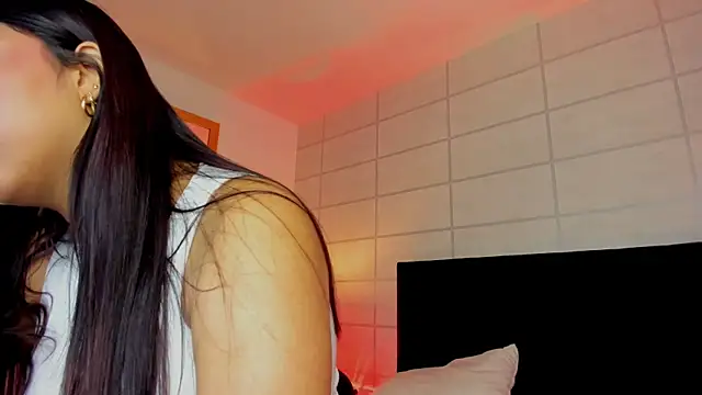 Christine Laam online show from 10-27-25, 12:06