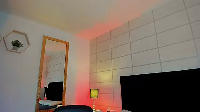 Christine Laam online show from 02-09-26, 12:14