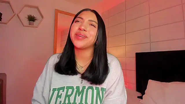 Christine Laam online show from 12-01-25, 12:17