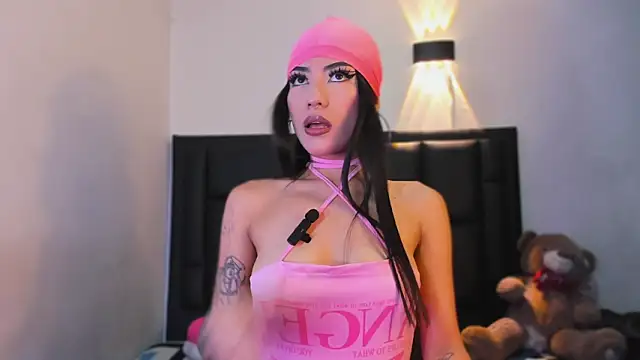 GiselleBlare online show from 10-16-25, 05:05