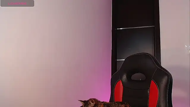 GiselleBlare online show from 12-12-24, 06:47