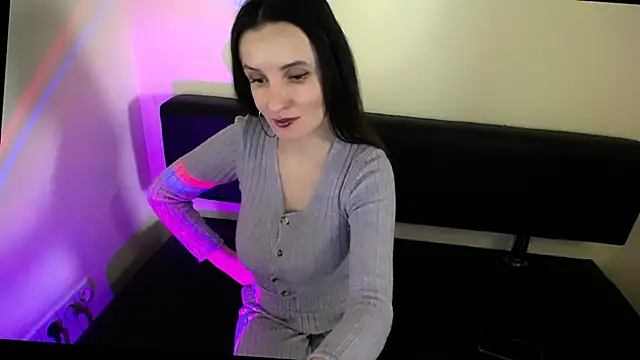 LaimaV  online show from 01-10-26, 04:46