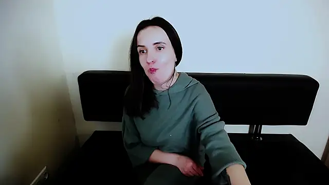 LaimaV  online show from 10-22-25, 01:54