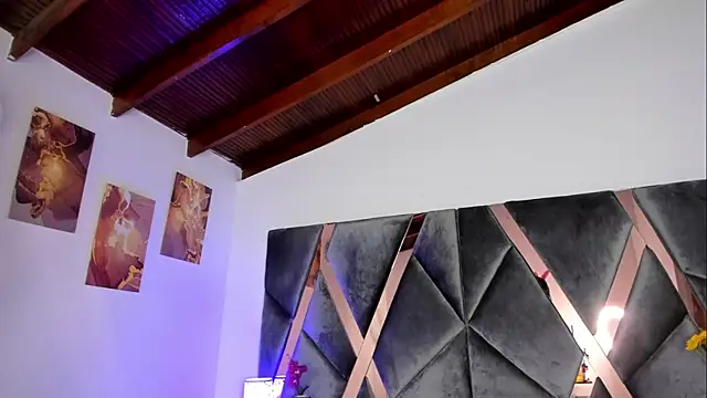 Milan ebony online show from 07-27-26, 12:34