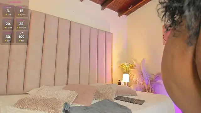 Milan ebony online show from 10-06-25, 11:33