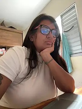 Snapshot of isa_ofc2024 chatting on 01-13-25, 02:11 isa ofc2024 online show from 01-13-25, 02:11