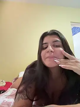 Snapshot of isa_ofc2024 chatting on 01-08-25, 12:05 isa ofc2024 online show from 01-08-25, 12:05