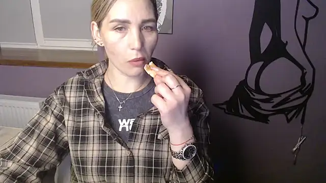  sexy lady online show from 02-10-26, 01:43