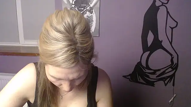  sexy lady online show from 05-15-26, 12:58