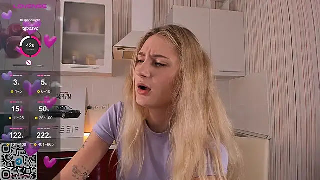 LivyyBossom online show from 06-14-26, 05:14