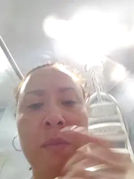 Snapshot of RenataSexy_ chatting on 03-20-26, 01:39 RenataSexy online show from 03-20-26, 01:39