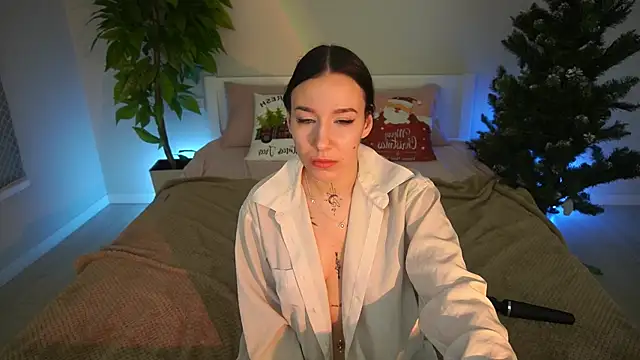 NikkiGoldSide online show from 01-10-26, 06:53