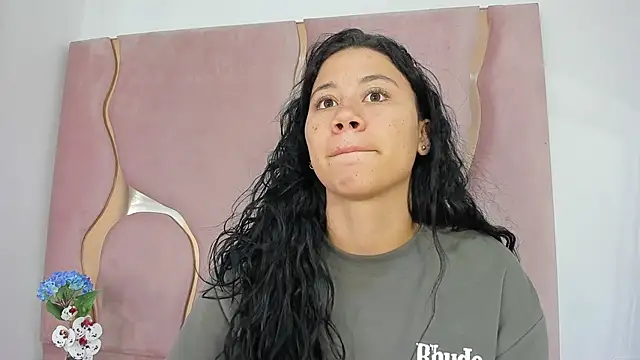 Sofia-candyht online show from 02-24-26, 08:31