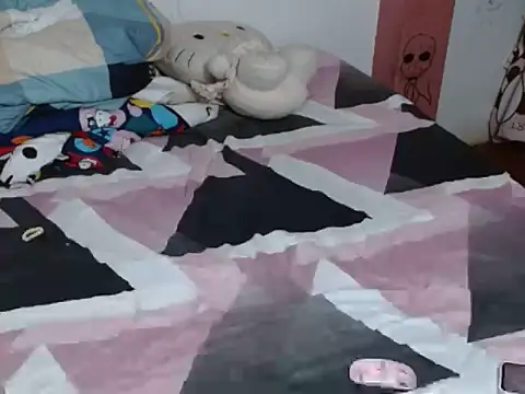 Avoa 26 online show from 12-18-25, 05:12