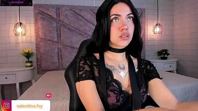 Snapshot of Gianna_foxy chatting on 06-17-26, 01:32 Gianna foxy online show from 06-17-26, 01:32