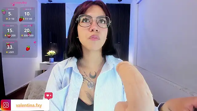 Snapshot of Gianna_foxy chatting on 03-11-25, 05:02 Gianna foxy online show from 03-11-25, 05:02
