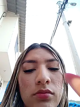 GIRL DONCELLA online show from 01-18-25, 10:39