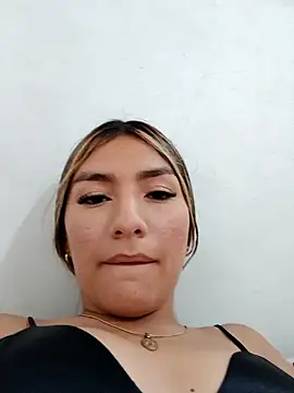 GIRL DONCELLA online show from 12-30-24, 10:34