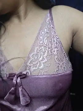 Nisha027 online show from 06-30-26, 12:43