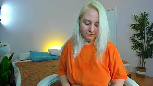 Debbie Taylor online show from 02-24-26, 04:52