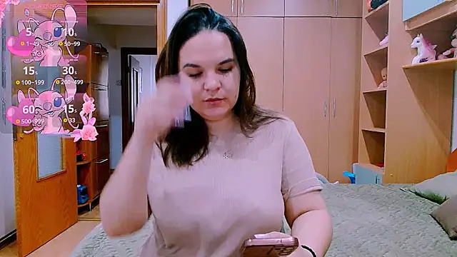 Ella-Diamond online show from 09-15-25, 05:52