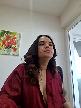 Snapshot of Ella-Diamond chatting on 05-11-26, 05:53 Ella-Diamond online show from 05-11-26, 05:53