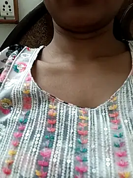 Rajni-Mehra online show from 03-18-25, 03:23
