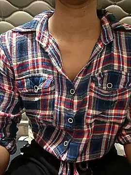 Rajni-Mehra online show from 11-30-25, 04:57