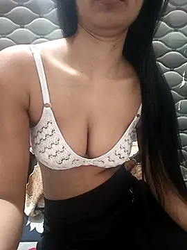 Rajni-Mehra online show from 02-08-26, 05:49