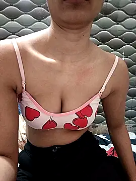 Rajni-Mehra online show from 02-06-26, 05:36