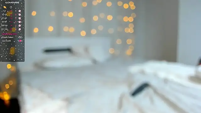 Snapshot of OttilieBurruss chatting on 02-12-25, 02:32 OttilieBurruss online show from 02-12-25, 02:32