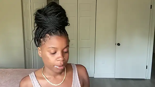 Snapshot of miamiworld chatting on 03-20-25, 03:14 miamiworld online show from 03-20-25, 03:14