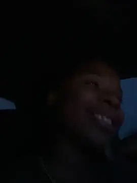 Snapshot of miamiworld chatting on 09-12-25, 11:48 miamiworld online show from 09-12-25, 11:48