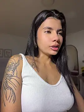 Snapshot of adop_me__ chatting on 07-18-26, 10:51 adop me online show from 07-18-26, 10:51
