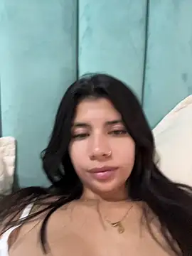 Snapshot of adop_me__ chatting on 06-29-26, 03:24 adop me online show from 06-29-26, 03:24