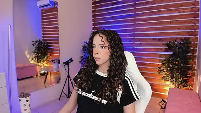 Sapphire Venuss online show from 03-13-26, 12:48