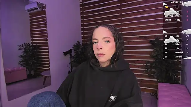 Sapphire Venuss online show from 11-23-25, 12:42