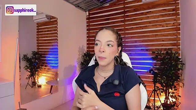 Snapshot of Sapphire_Venuss chatting on 05-02-26, 01:22 Sapphire Venuss online show from 05-02-26, 01:22