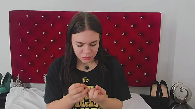 Snapshot of LexyBigBoobs chatting on 02-24-25, 01:10 LexyBigBoobs online show from 02-24-25, 01:10