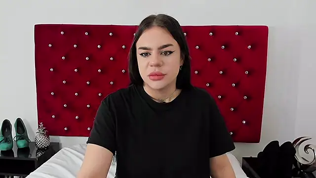 Snapshot of LexyBigBoobs chatting on 01-29-25, 12:24 LexyBigBoobs online show from 01-29-25, 12:24