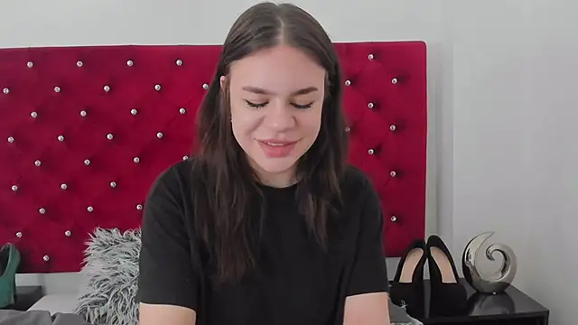 Snapshot of LexyBigBoobs chatting on 03-22-25, 01:19 LexyBigBoobs online show from 03-22-25, 01:19