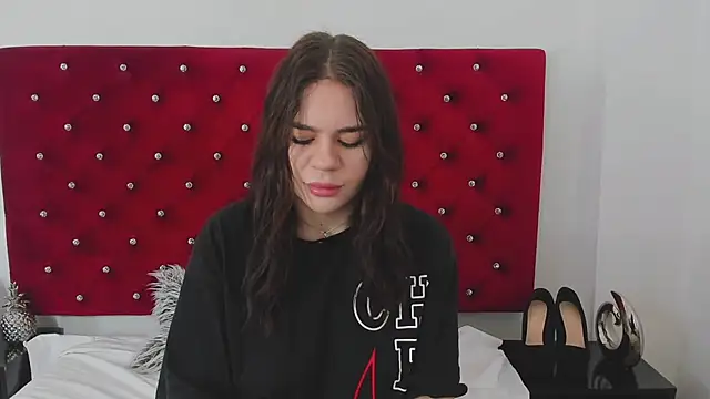 Snapshot of LexyBigBoobs chatting on 02-22-25, 10:29 LexyBigBoobs online show from 02-22-25, 10:29