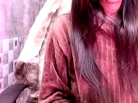 Snapshot of Anushka_Rajput05 chatting on 12-27-24, 08:35 Anushka Rajput05 online show from 12-27-24, 08:35