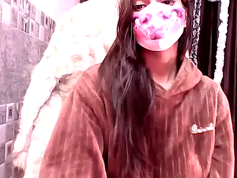 Snapshot of Anushka_Rajput05 chatting on 12-29-24, 10:56 Anushka Rajput05 online show from 12-29-24, 10:56