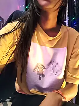 Snapshot of Anushka_Rajput05 chatting on 02-18-25, 04:36 Anushka Rajput05 online show from 02-18-25, 04:36
