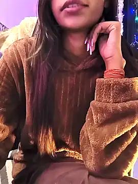 Snapshot of Anushka_Rajput05 chatting on 01-19-25, 06:53 Anushka Rajput05 online show from 01-19-25, 06:53