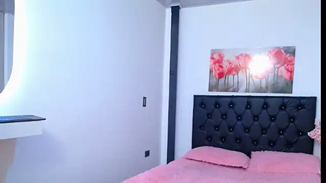 lily f00x online show from 12-05-25, 12:37