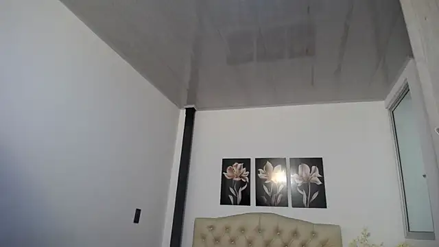 lily f00x online show from 04-09-26, 12:33